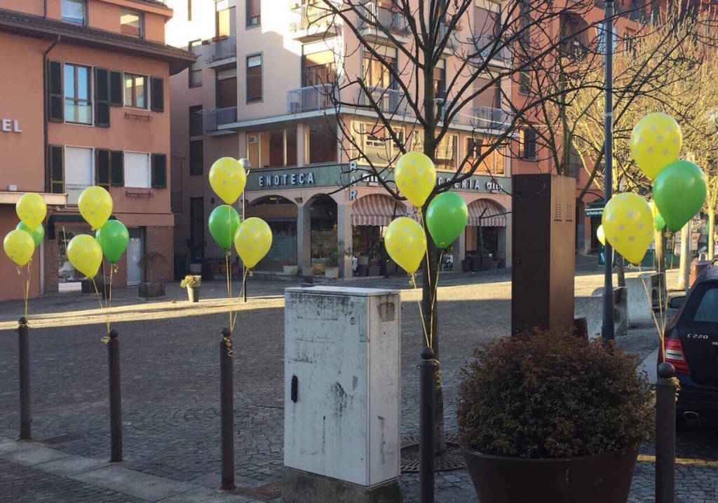 Sesto Calende: palloncini per laFesta della donna 2018