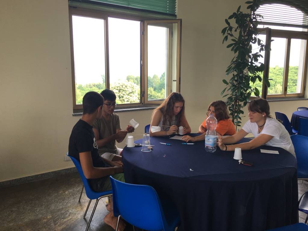 Studenti in barca a vela 