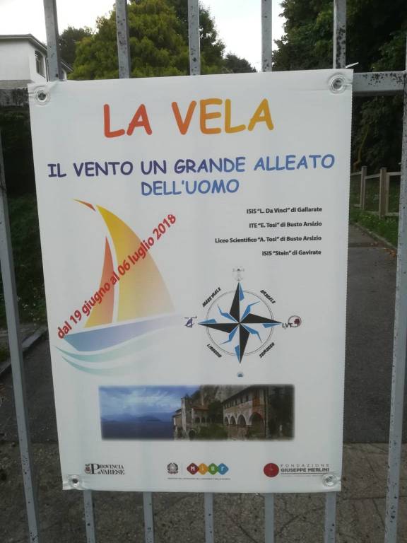 Studenti in barca a vela 