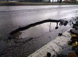 Buca "assassina" in viale Europa 