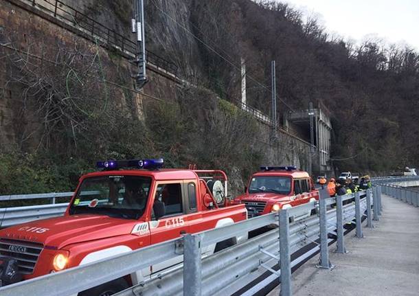 Frana sulla Statale per Maccagno