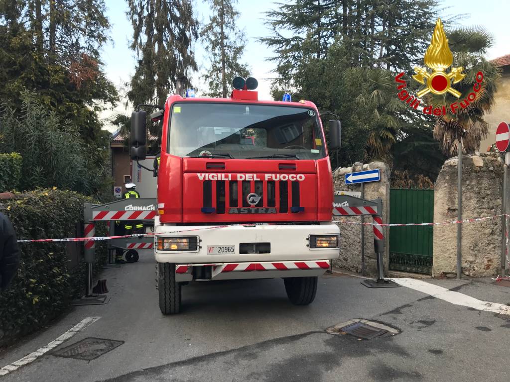 Il camion si incastra per \"colpa\" del navigatore