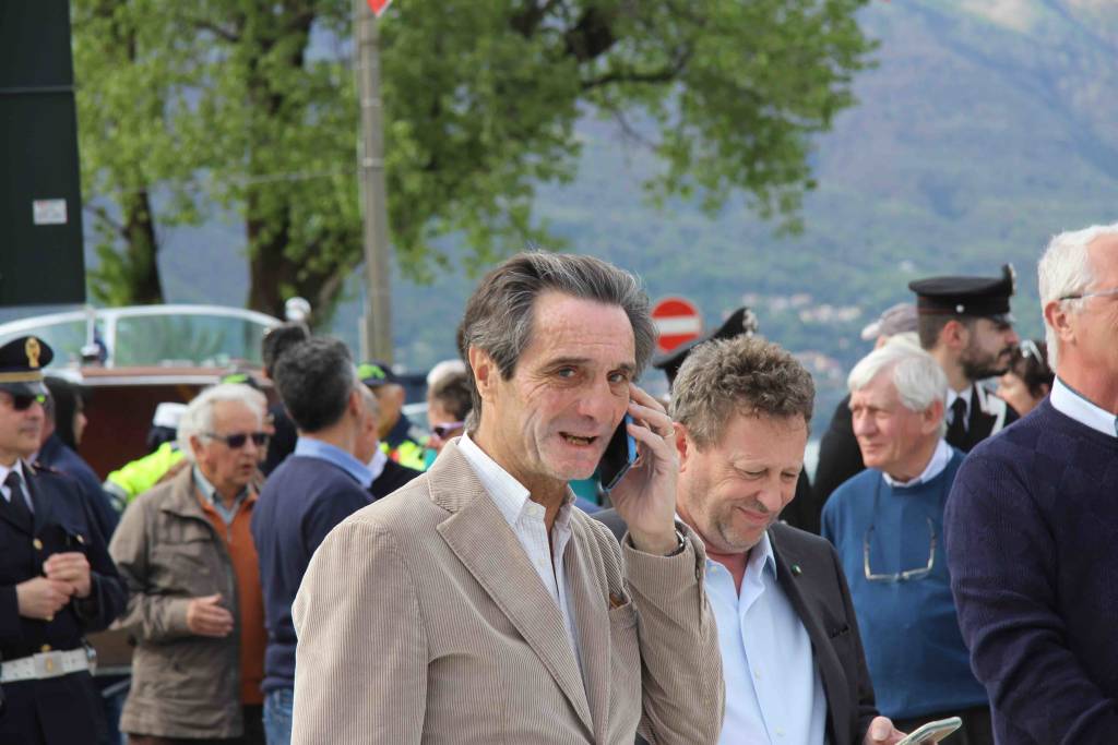 La nuova piazza di Caldè