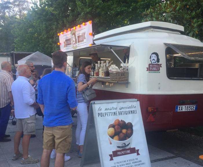 Urban Lake Street Food Arona 2019