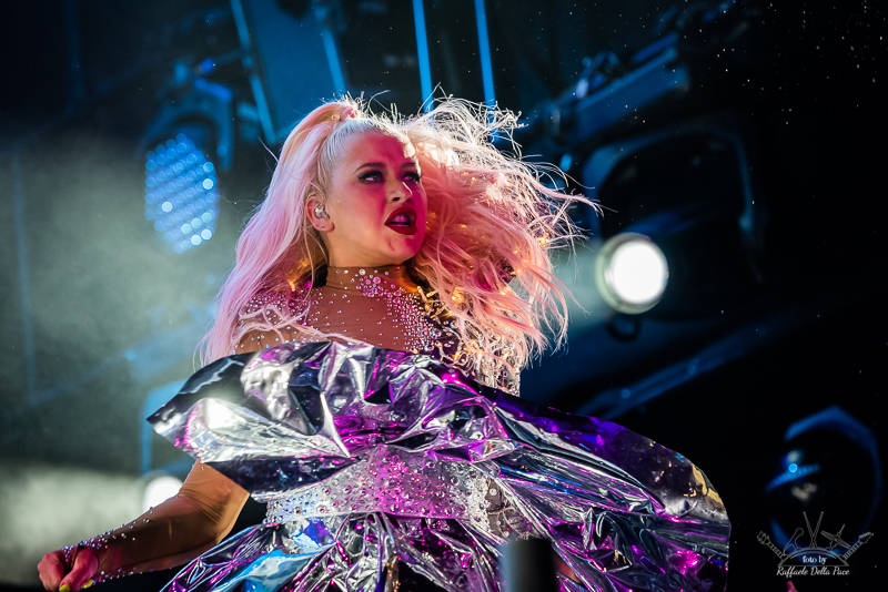 Christina Aguilera in concerto a Moon and Stars