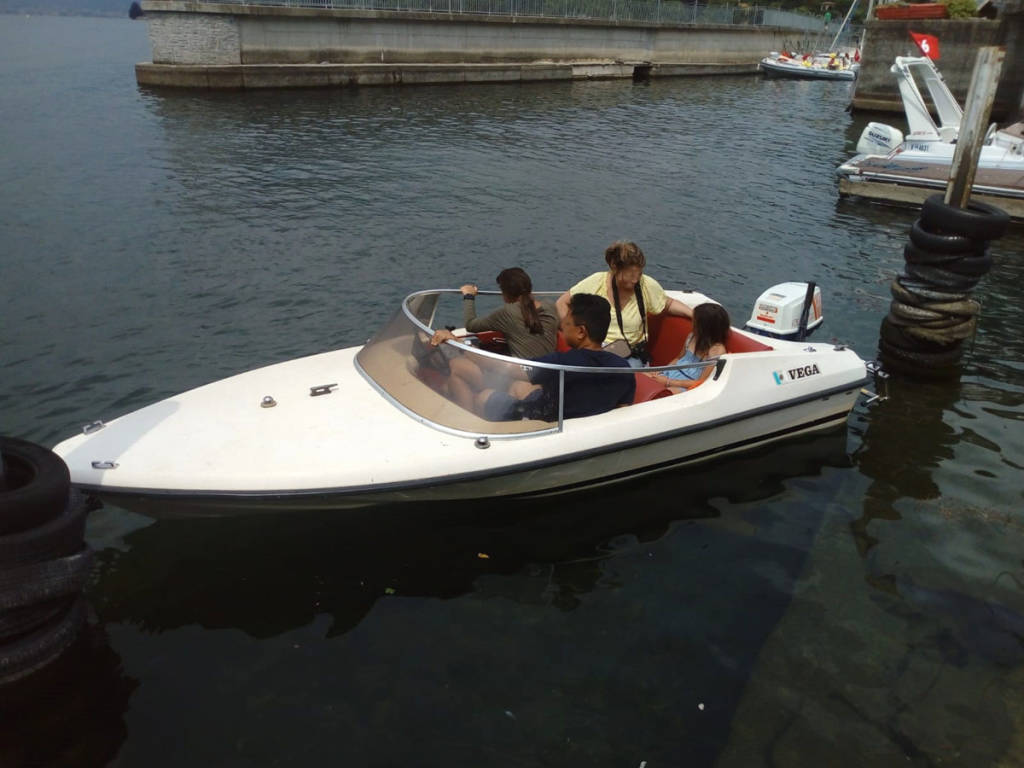 Leggiuno - Salvataggio motoscafo