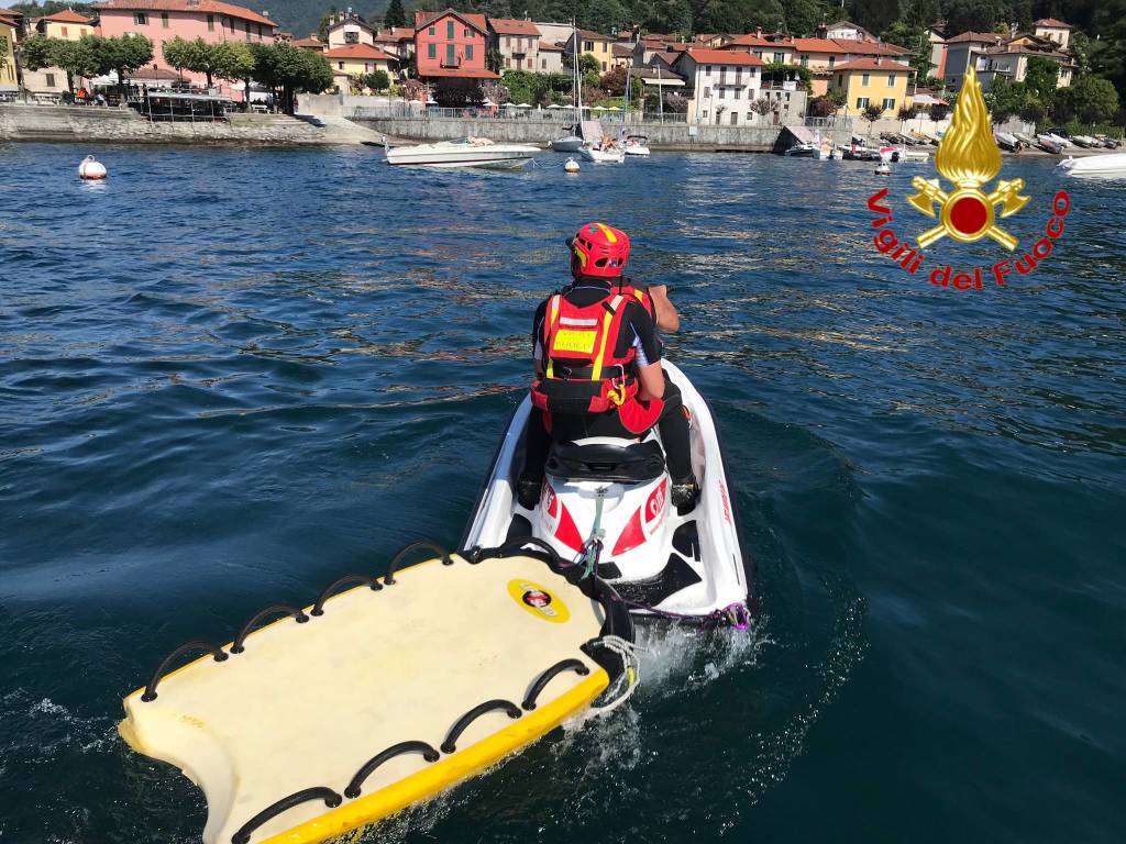 ricerca persona vigili del fuoco lago maggiore