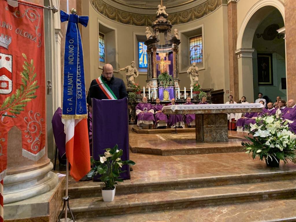 Luino: funerale don Giorgio Marelli