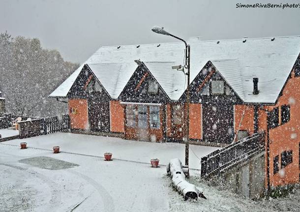 Il passo della Forcora imbiancato dalla neve