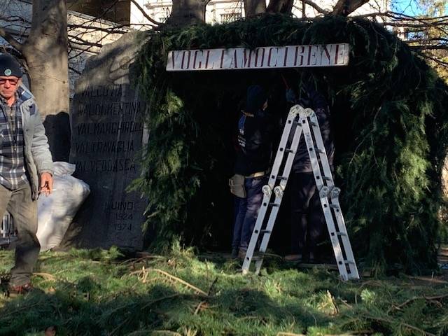 Luino, il presepe degli alpini
