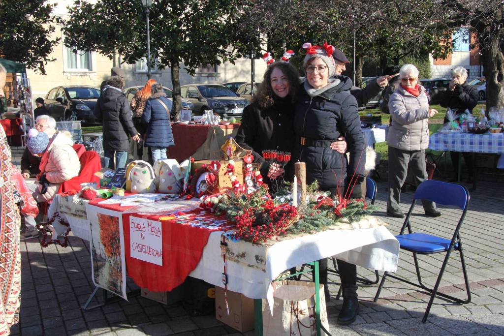 Mercatino di Natale a Porto Valtravaglia 