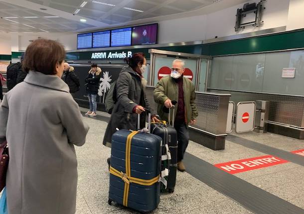 Coronavirus, ultimi passeggeri arrivati a Malpensa