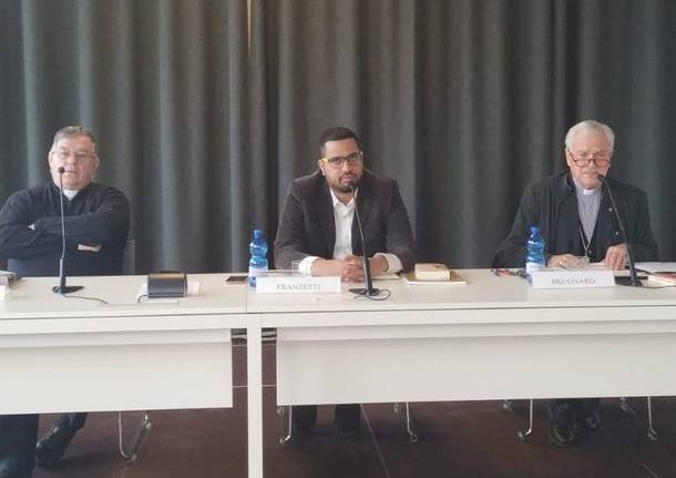Francesco brugnaro arcivescovo a Luino