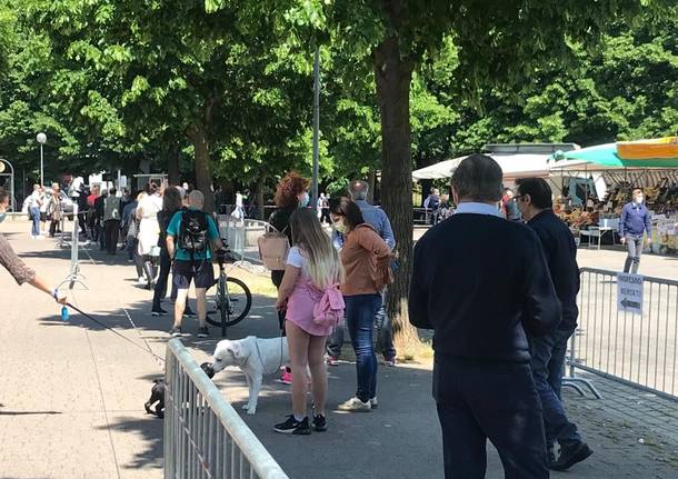 Legnano, centro affollato