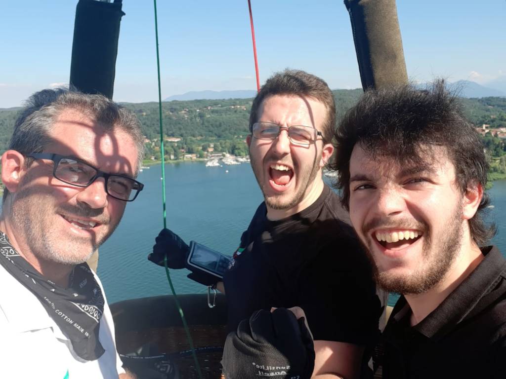 Arcadia Fly Team mongolfiera lago maggiore