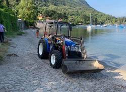 Pulizia spiagge a Castelveccana