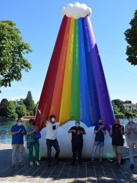 Sesto si tinge dei colori del Parcobaleno