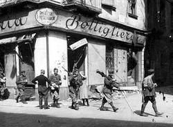 8 settembre 1943 armistizio soldati milano foto da milanoneisecoli