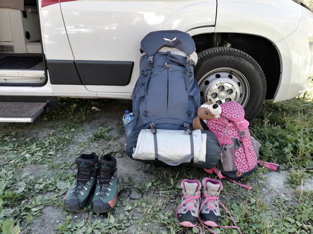 Padre e figlia hanno conquistato il “Re di Pietra” in tour di quattro giorni per quaranta chilometri di cammino