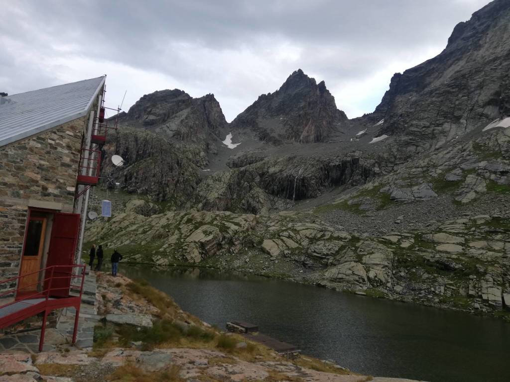 Padre e figlia hanno conquistato il “Re di Pietra” in tour di quattro giorni per quaranta chilometri di cammino