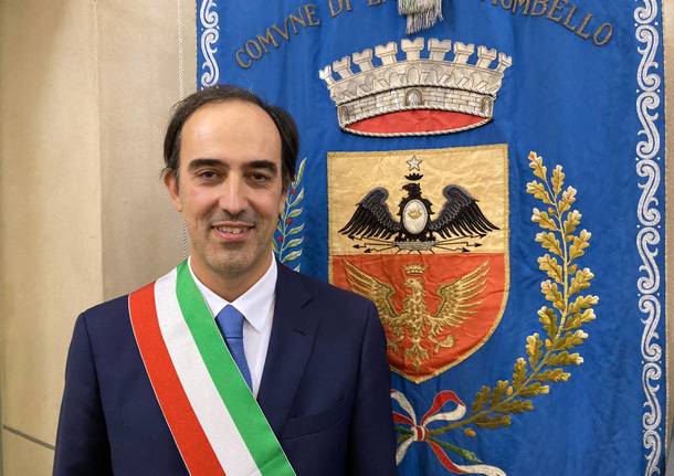 A Laveno Mombello si insedia Luca Santagostino e la sua giunta