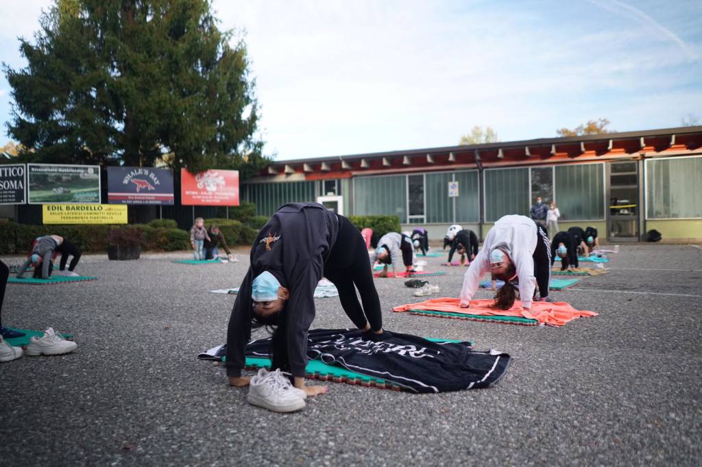 sit-in palestra besozzo