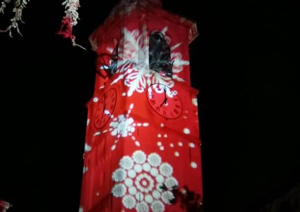 campanile natale angera