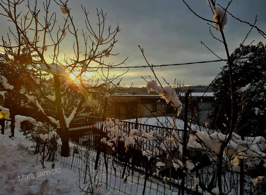 La neve e il tramonto