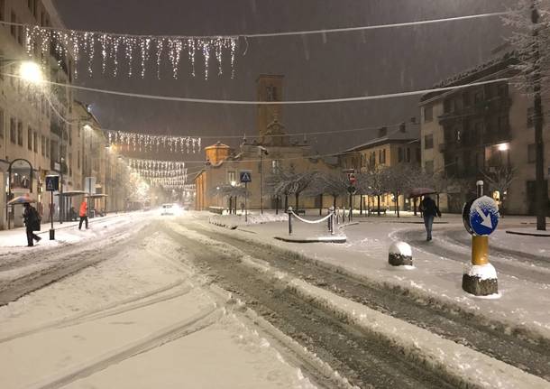 Le immagini di Saronno sotto la neve