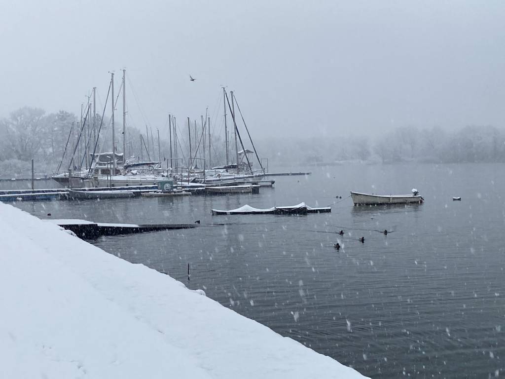 Neve angera