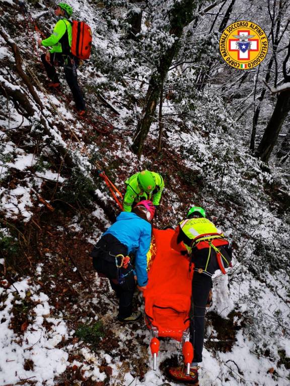 Esercitazione Cnsas sulla neve