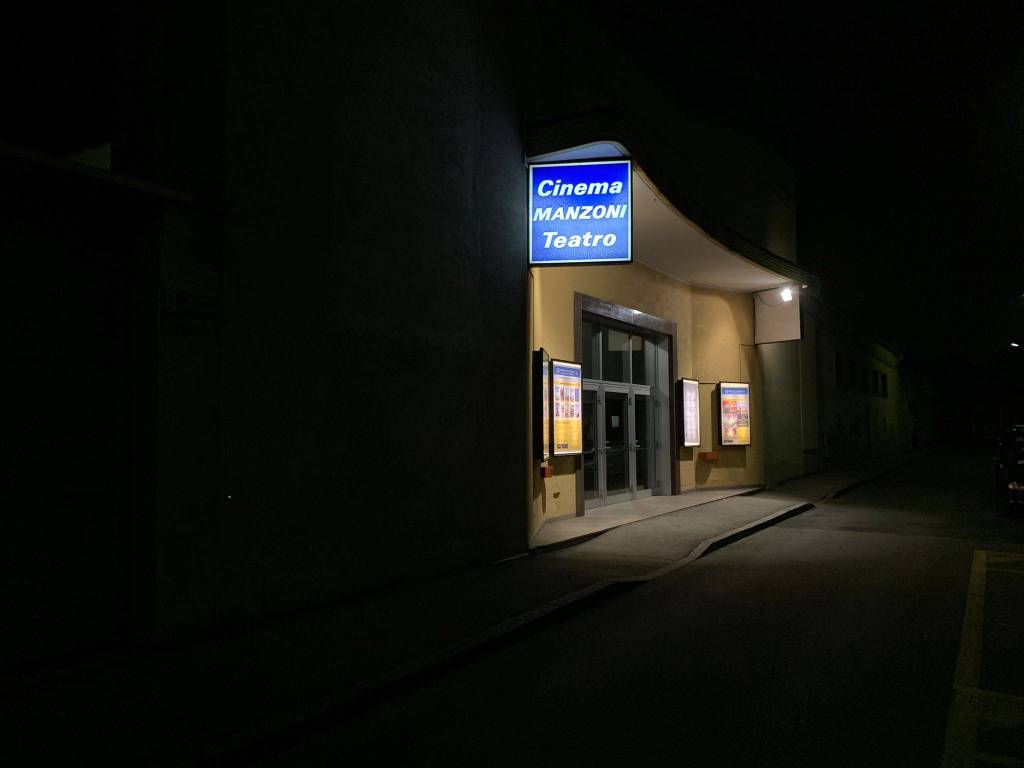 Luci accese in teatro