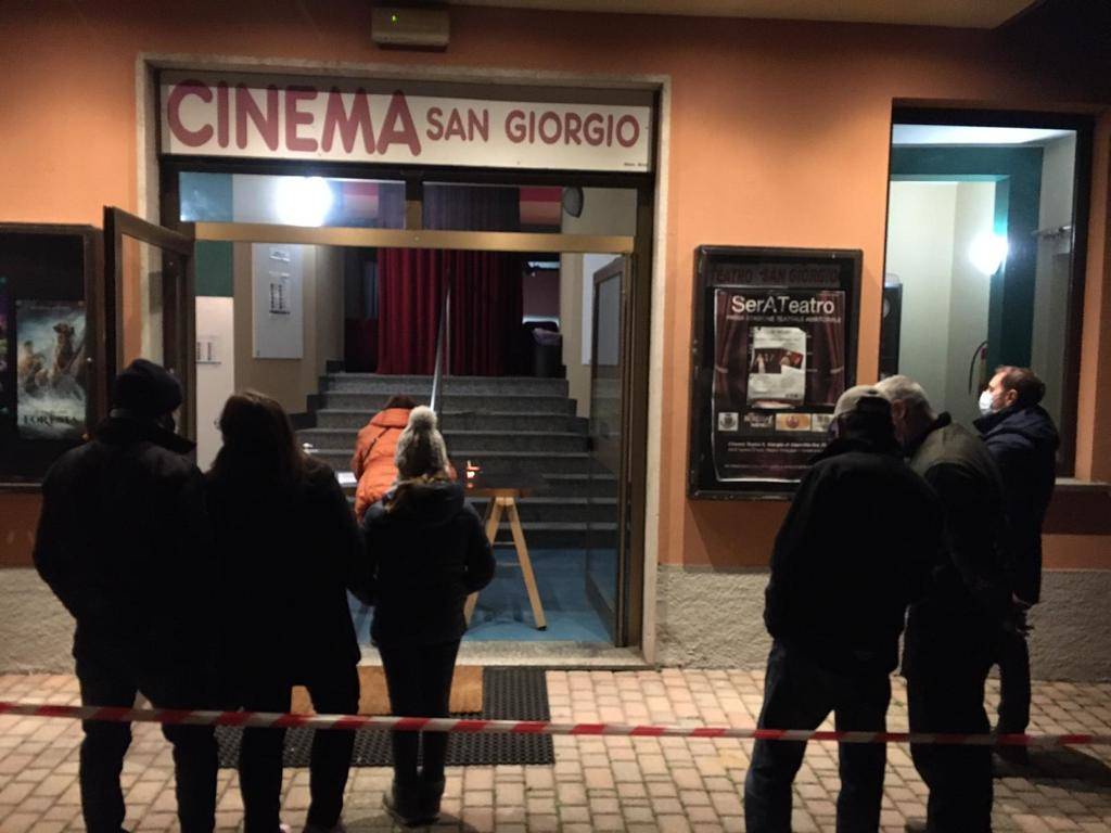 Luci accese in teatro