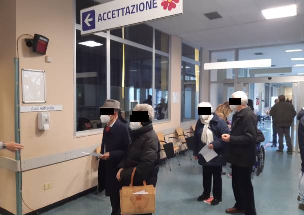 Vaccinazioni a Varese: secondo giorno