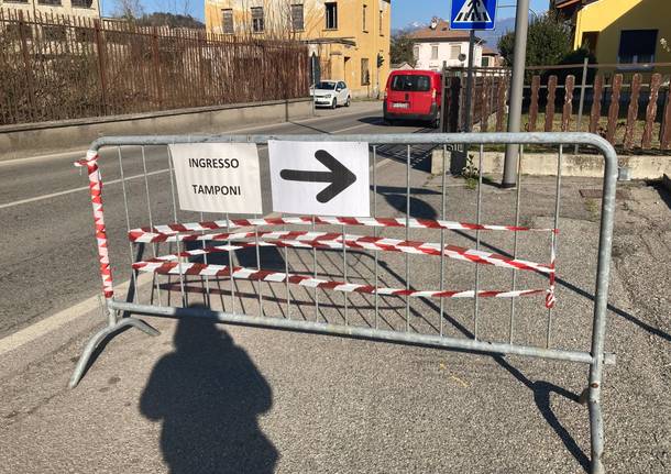 A Laveno Mombello apre il centro tamponi “drive through”