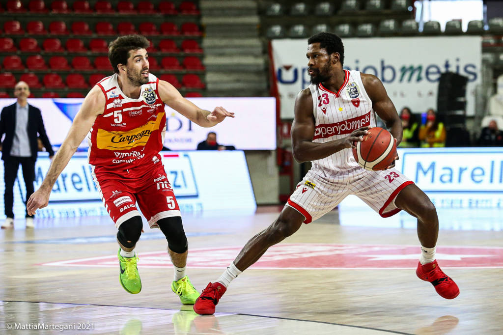 Openjobmetis Varese - Carpegna Prosciutto Pesaro 81-68