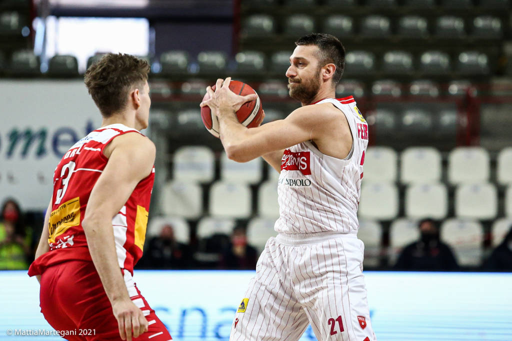 Openjobmetis Varese - Carpegna Prosciutto Pesaro 81-68