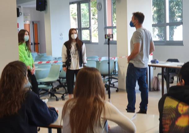 Attori e registi in cattedra al liceo Sereni di Luino