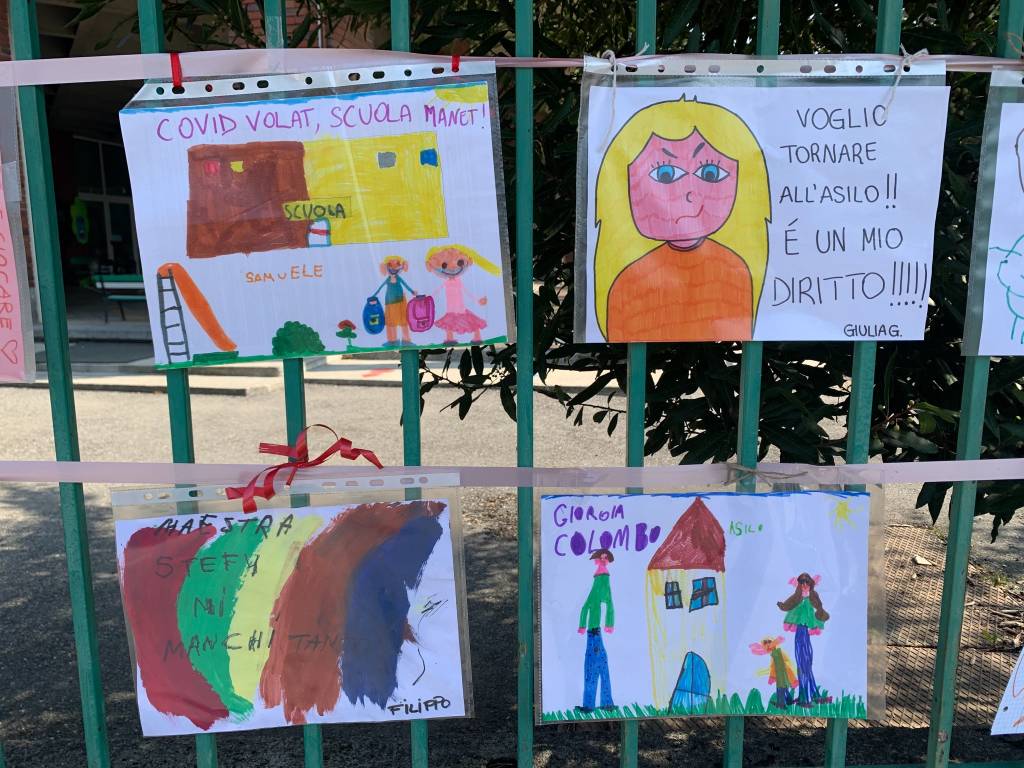 Scuola protesta Crenna Gallarate 