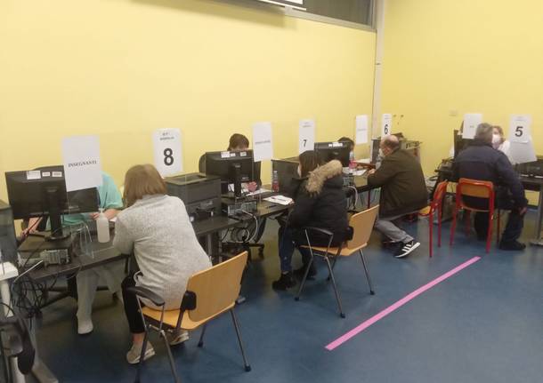 vaccinazioni degli insegnanti all'ospedale di Varese