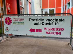 Centro vaccinale via Parini 54 Saronno