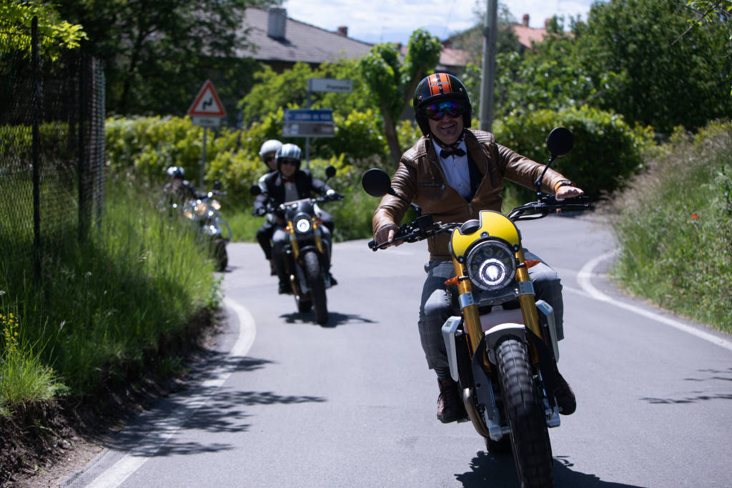 DGR: eleganti e in moto per fare del bene