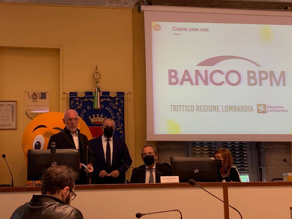 La Tre Valli Varesine parte da Busto Arsizio