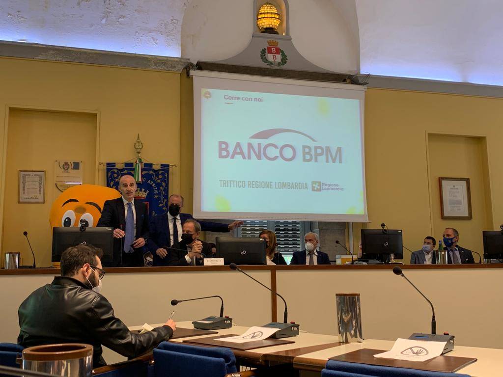 La Tre Valli Varesine parte da Busto Arsizio