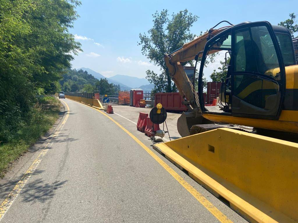 Luino, il cantiere sulla statale avanza