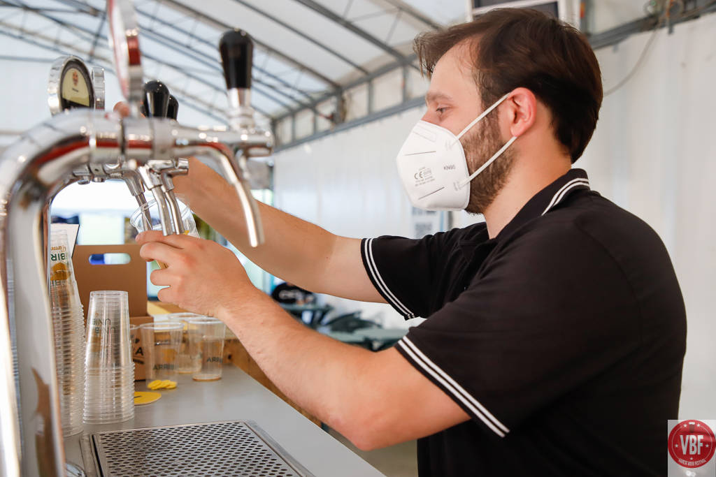Un venerdì sera al Varese Beer Festival