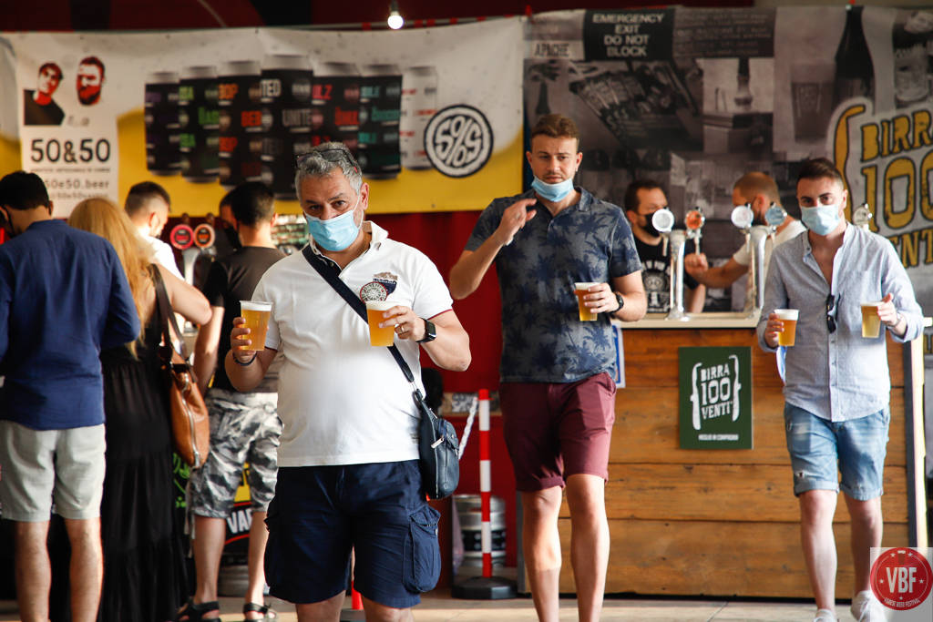 Un venerdì sera al Varese Beer Festival