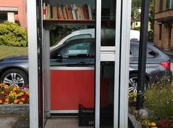 Maccagno, la cabina del telefono trasformata in libreria