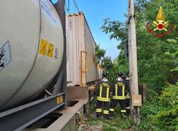 treno merci sesto calende albero