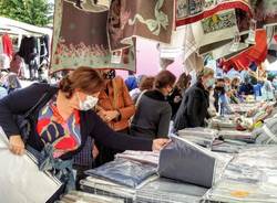 Mercatino di Forte dei Marmi Angera 15 agosto 2021